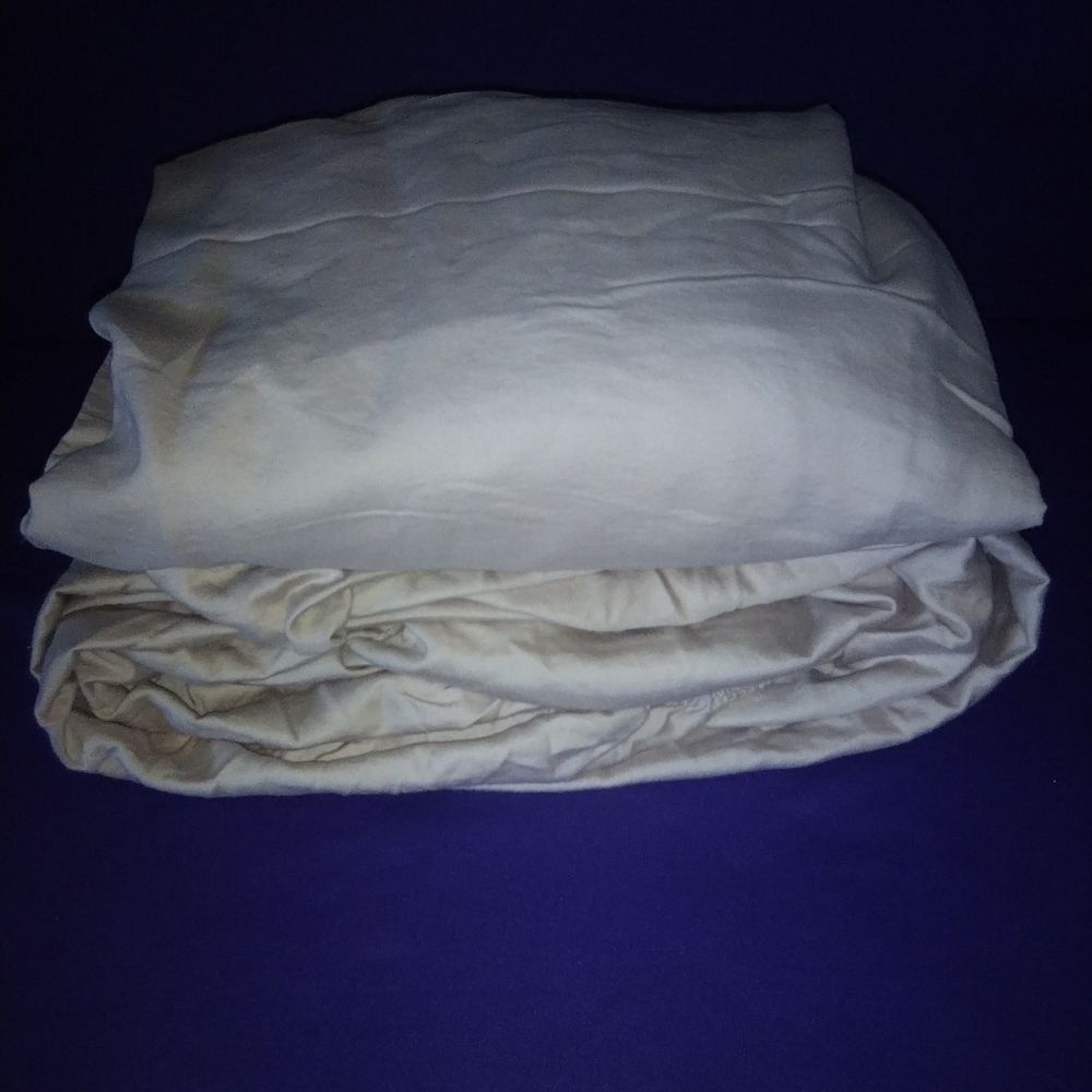 DKNY cotton  queen sheets flat & fitted
